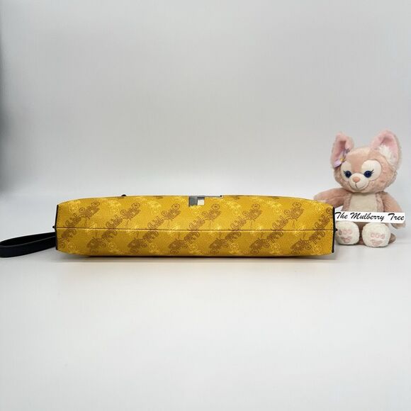 Coach F84738 Carryall Pouch With Horse And Carriage Print Jay Shells NWT $298 - Picture 4 of 9